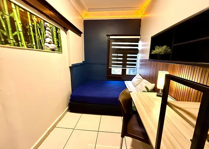 Hostel City *